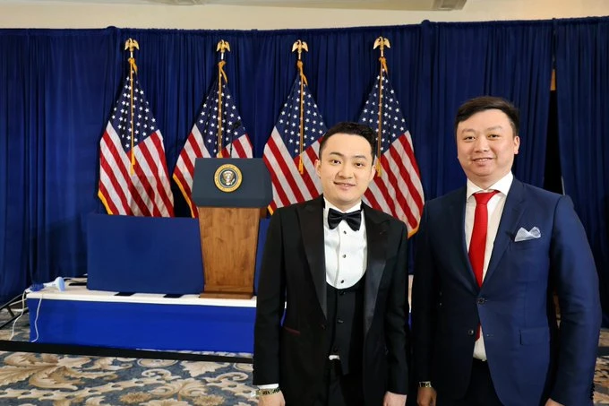 1.48亿美元买一张晚宴券：特朗普的加密晚宴如何搅动币圈与政坛？ image 0