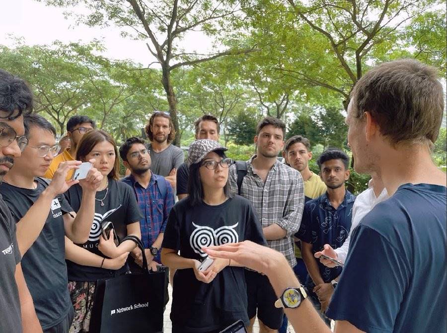 Vitalik 与 Balaji 的十大预测:加密、AI 与未来秩序 image 9