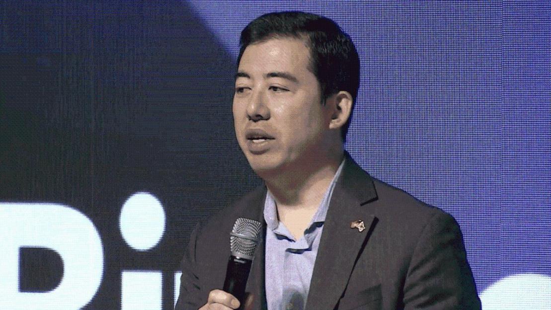 特朗普任命支持加密货币的SEC专员马克·乌耶达为代理主席,接替离任的根斯勒 image 0