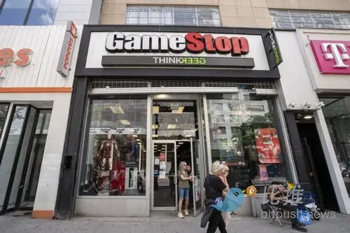 美股老网红 GameStop 传言也要“屯币”了,创始人与 Saylor 亲切合影 image 4